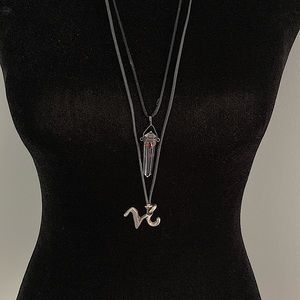 Vintage Boho Style Necklaces for the Capricorn Hammered Metal Crystal Garnet